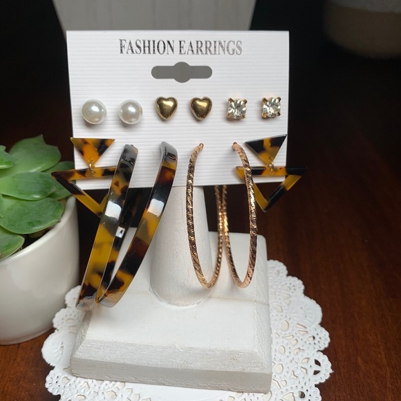 Coordinating 6 pair set of new earrings. Mix and match! - Picture 1 of 6